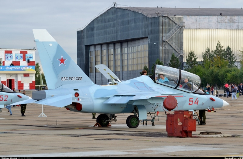 YAK-130 YAK-130