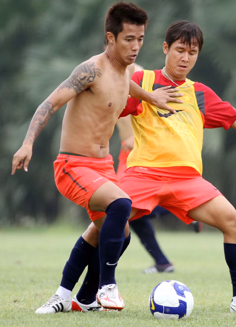 Sỹ Mạnh.