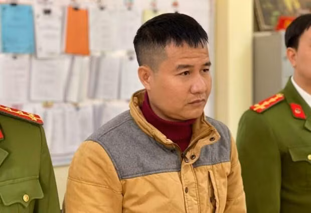 Cơ quan cảnh sát điều tra Công an tỉnh Sơn La thi hành lệnh bắt tạm giam ông Nguyễn Như Thành. Ảnh: vov.vn