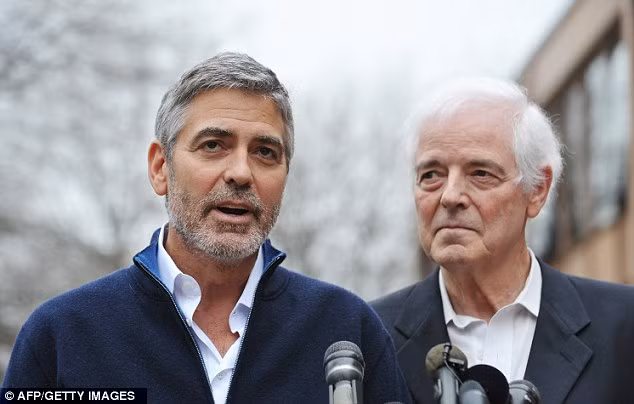 Cha con Clooney trả lời phỏng vấn sau khi được trả tự do.