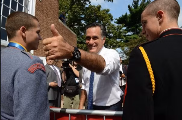 Tờ Boston Herald bày tỏ sự ủng hộ đối với Mitt Romney bằng câu nói của Thượng nghị sĩ John McCain: "Trong 4 năm qua, thế giới đã trở thành một nơi nguy hiểm hơn... Chọn Mitt Romney, các cử tri đã chọn một cánh tay mạnh mẽ, thông minh, một giáo sư, một người đàn ông chu đáo biết sống với đức tin của mình, yêu nước và phục vụ tốt".