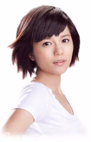 Trần Khiết Linh.