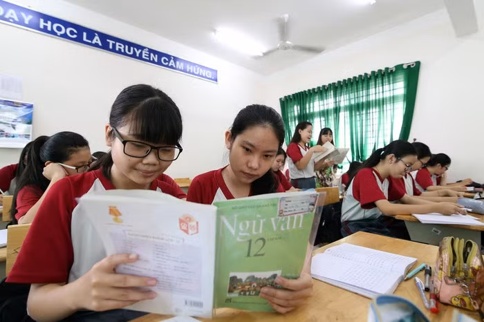 Chúng ta đang thiếu một vị “thuyền trưởng” để chèo lái bộ môn Ngữ văn