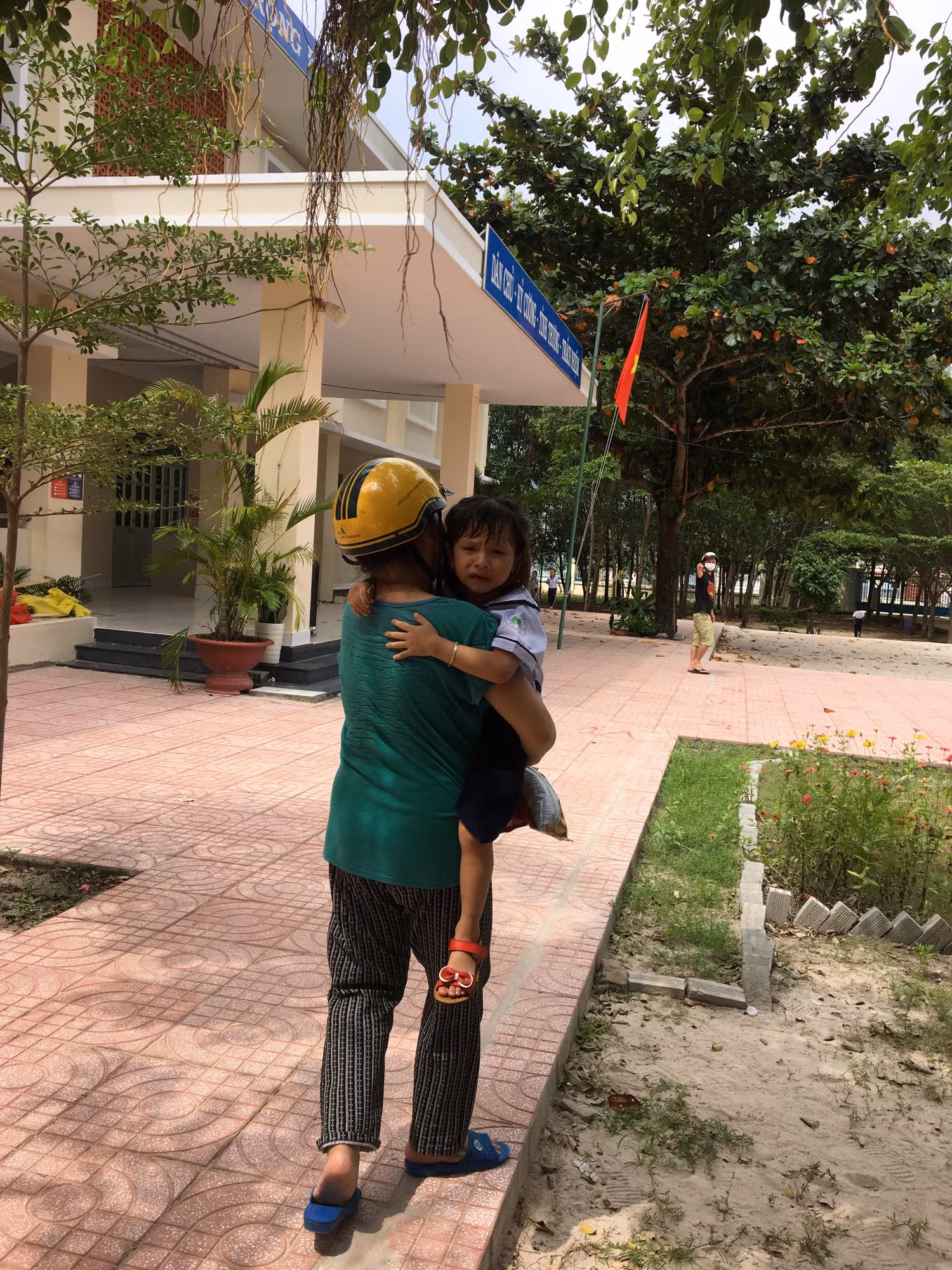 Sau kỳ nghỉ học sinh không chịu đến lớp (Ảnh: Đỗ Quyên)