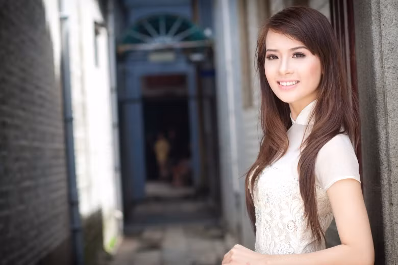 >>MIDU KHOE VẺ ĐẸP GỢI CẢM GIỮA SÀI GÒN HOA LỆ >>NHỮNG NỮ SINH DIỆN ÁO DÀI ĐẸP HƠN HOA HẬU MAI PHƯƠNG THÚY (P33) <<Á KHÔI CĐ TÀI CHÍNH - HẢI QUAN ĐẸP LÃNG MẠN TRONG SẮC TÍM <<Á KHÔI SARAH TUYẾT VAI TRẦN GỢI CẢM <<NỤ CƯỜI THIÊN THẦN CỦA THIẾU NỮ CẨM VÂN <<HOTGIRL HỌC VIỆN BÁO CHÍ ĐẸP RẠNG NGỜI TRONG SẮC THU