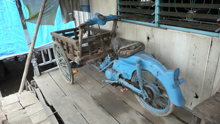 Chế xe 2 bánh thành xe 3 bánh.