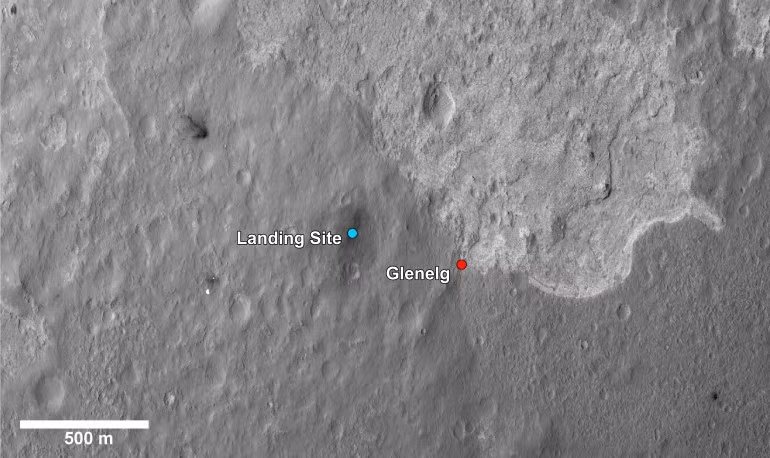 Vị trí di chuyển của Curiosity sau thí nghiệm với laser.