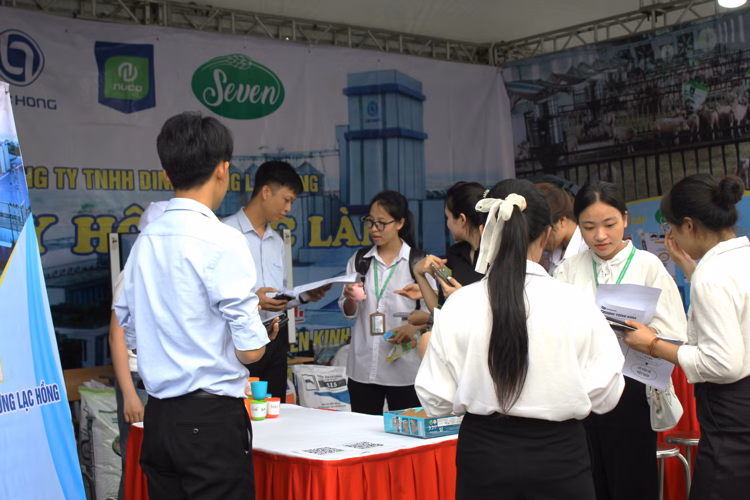 GDVN_Ngày hội việc làm 4.JPG
