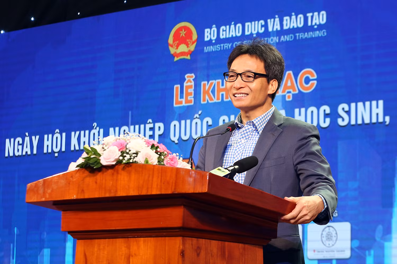 Phó Thủ tướng Vũ Đức Đam: Sáng tạo là của cá nhân nhưng kết nối với nhau thì càng có ý nghĩa lớn hơn và cổ vũ thêm nhiều sáng tạo mới. Ảnh: VGP/Đình Nam