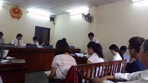 Phiên tuyên án vụ việc tranh chấp giữa Công ty IConnect và trường Hoa Sen tại TP.HCM chiều 29/9 (ảnh: T.Q) Phiên tuyên án vụ việc tranh chấp giữa Công ty IConnect và trường Hoa Sen tại TP.HCM chiều 29/9 (ảnh: T.Q)