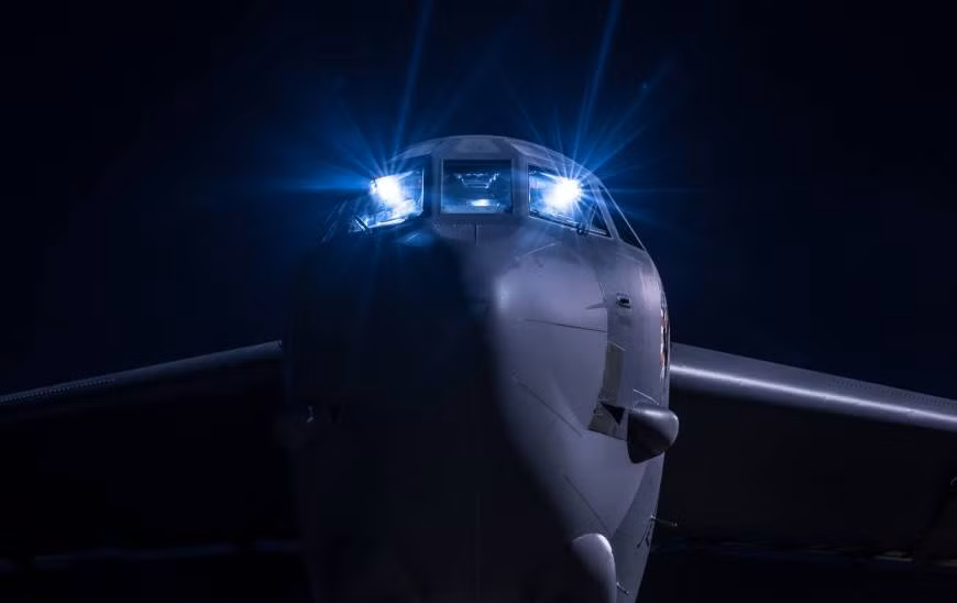 Máy bay ném bom B-52, hình minh họa: The Japan Times. Máy bay ném bom B-52, hình minh họa: The Japan Times.