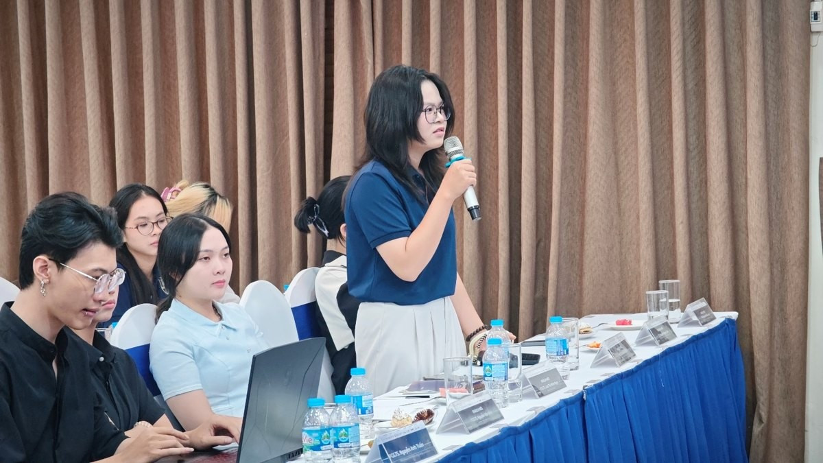 nextgen-manager-2026-sinh-vien-dat-cau-hoi-giao-luu-2.jpg