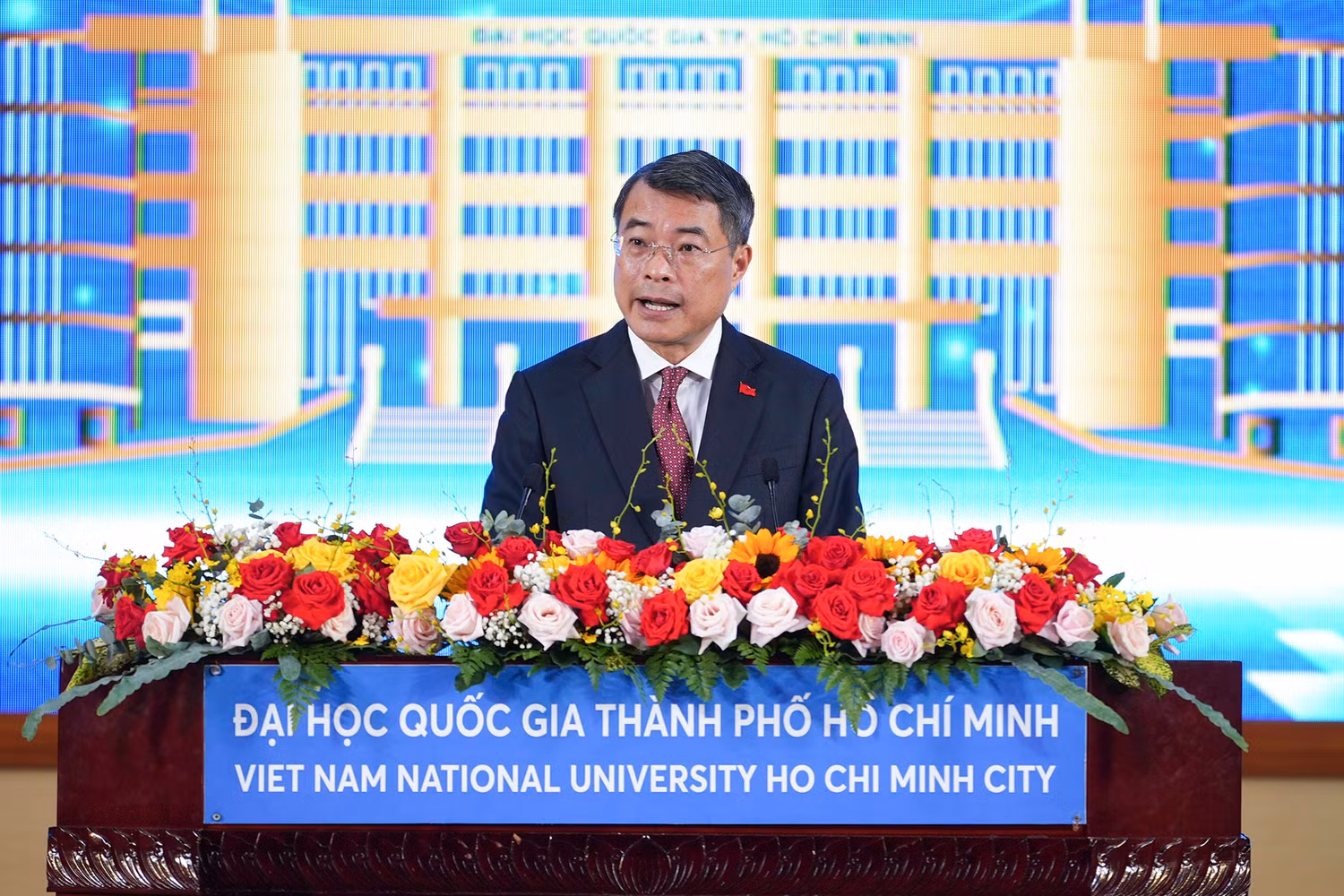 thutuonghungkhaikhoa.png