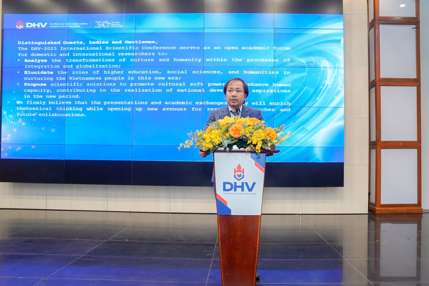 tvahoithao.jpg