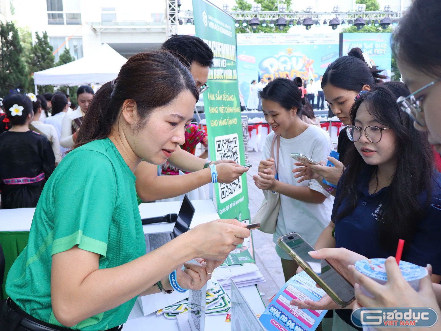 gdvn-gian-hang-4079.jpg