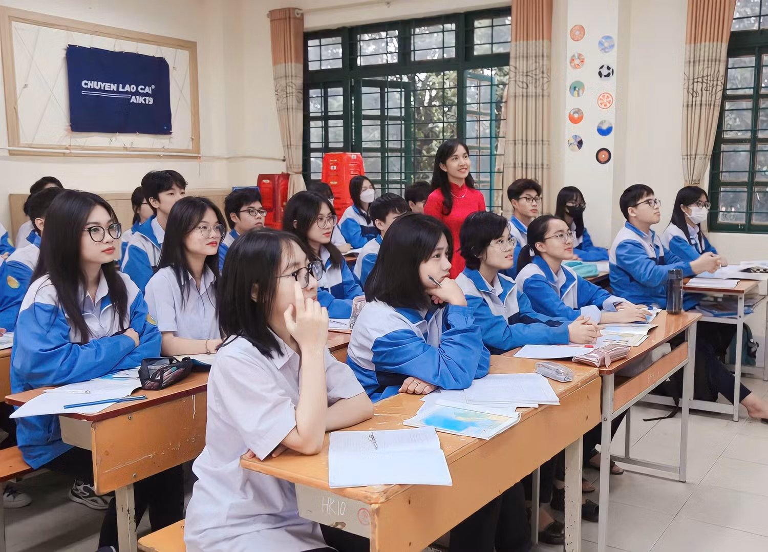 hoc-sinh-thpt-chuyen-lao-cai.jpg