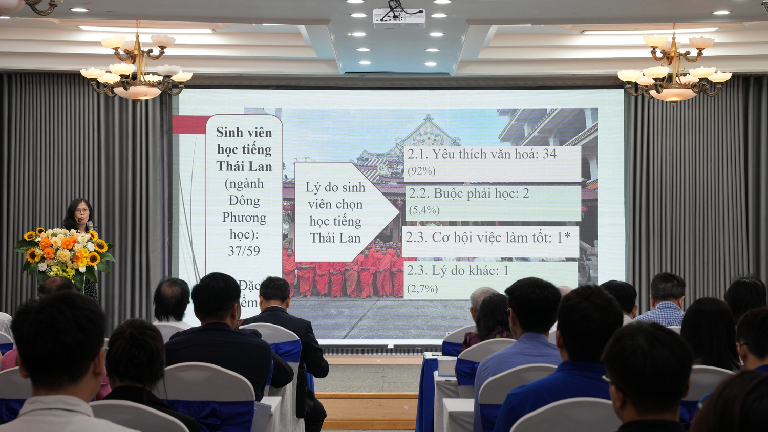 vnu02156.jpg