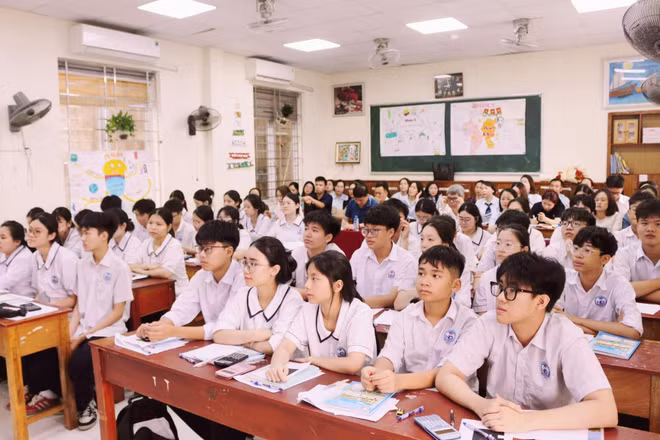 Sở GD&ĐT ra đề kiểm tra học kỳ chung cho lớp cuối cấp: Chấm dứt tình trạng "nơi dễ, nơi khó"