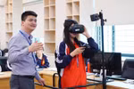 Chuyển đổi số trong giảng dạy đại học với hệ thống học tập trực tuyến và công nghệ VR